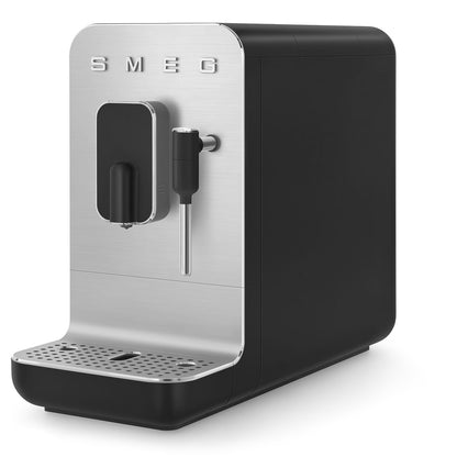Smeg Super Automatic Espresso Machine + Steam